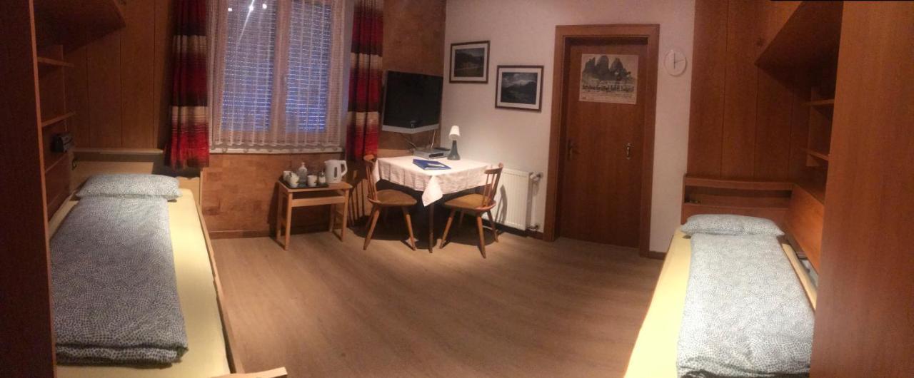 ヴィッラバッサHaus Michaelアパートメント エクステリア 写真